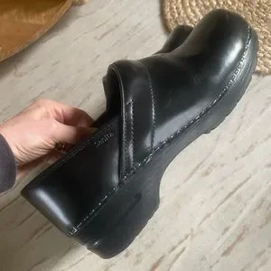 Brand New men’s Sanita Original Danish Clogs! Never worn! Black leather SZ45 Sanita | Shoes | Brand New Mens Sanita Original Danish Clogs  main image 4